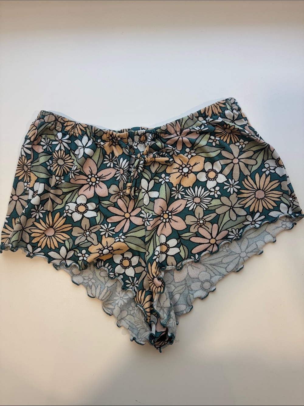 Gilly Hicks floral sleep shorts